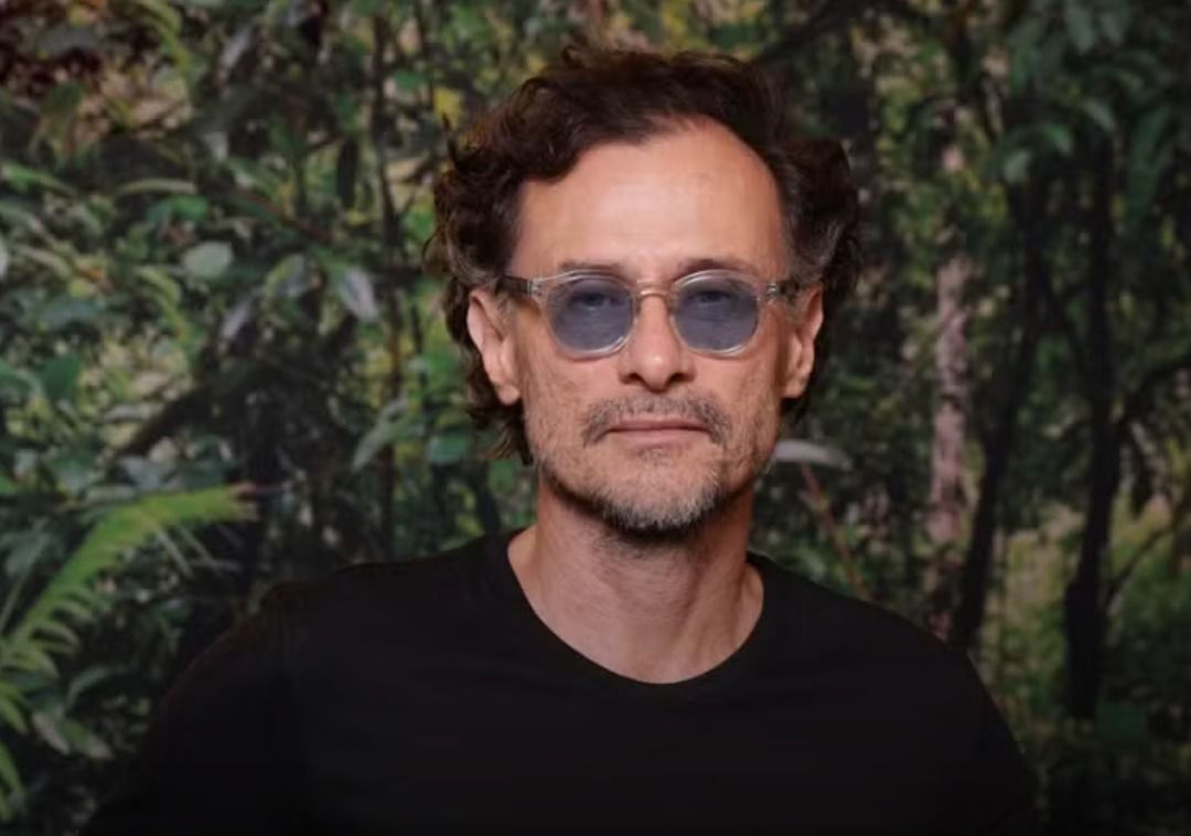 Ator de “Três Graças” critica a Globo e apaga post em minutos