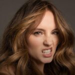 Larissa Manoela desabafa sobre endometriose e alerta sobre riscos da doença