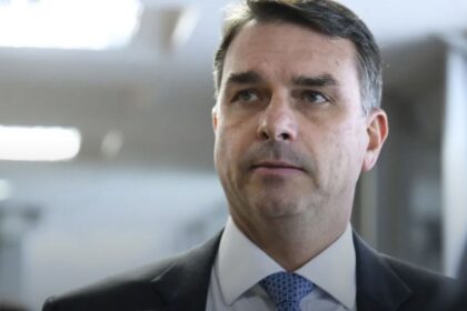 Após crítica dos EUA, Flávio Bolsonaro dispara: “Pix é do Brasil”